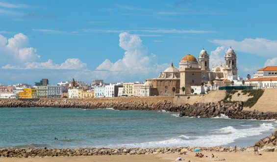 Cadiz Gezi Rehberi: İspanya’nın Gizli Cenneti Keşfedin