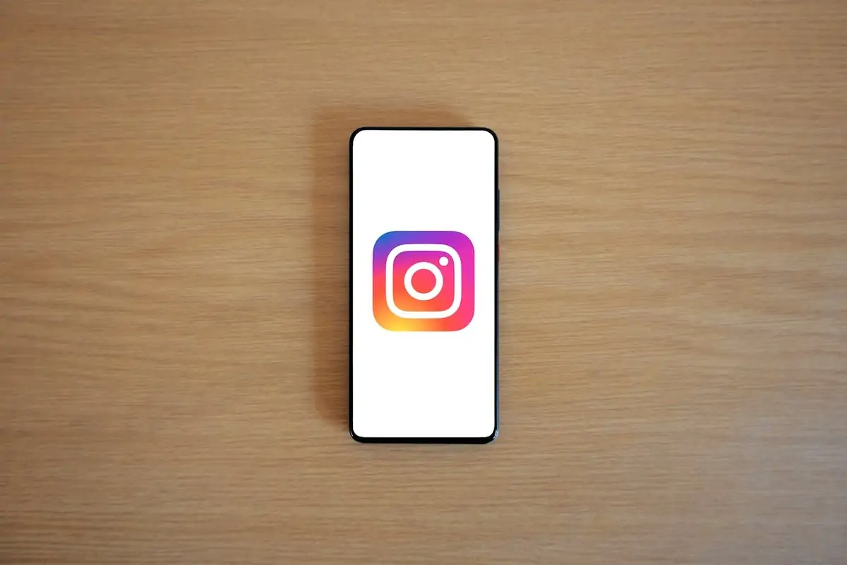 Instagram’da Hikayelere Bakarken Neden Siyah Ekran Çıkar?