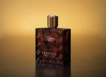 Versace Erkek Parfüm Çeşitleri: Hangi Kokuyu Seçmelisiniz?